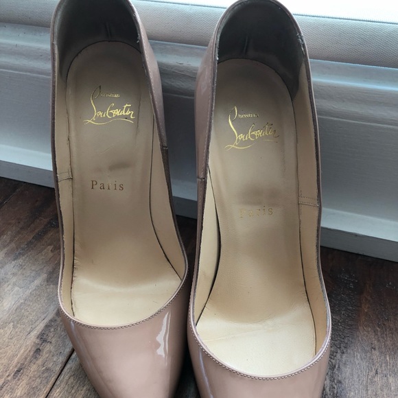 CHRISTIAN LOUBOUTIN - So Kate Nude Patent - Picture 3 of 8